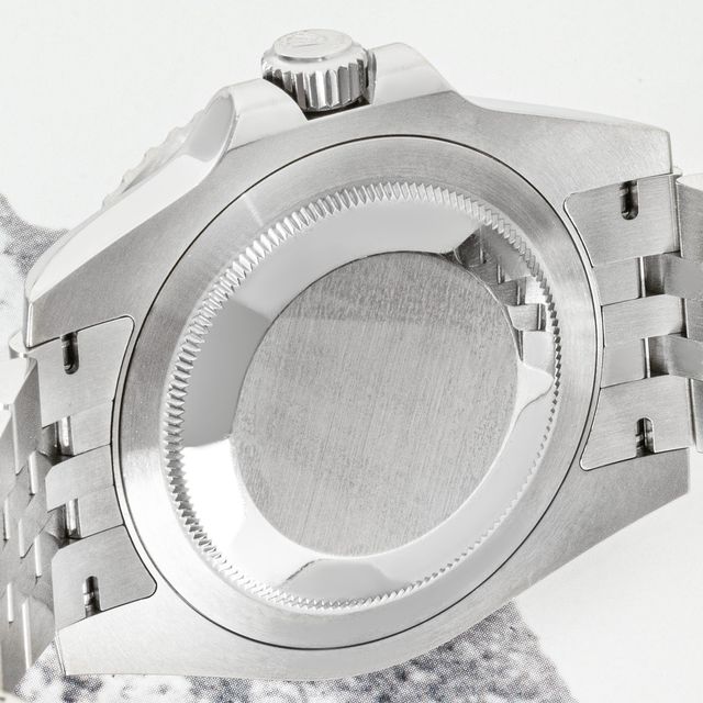 Rolex GMT Master II 126710 BLRO Image 4